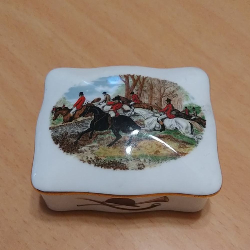 Trinket box
